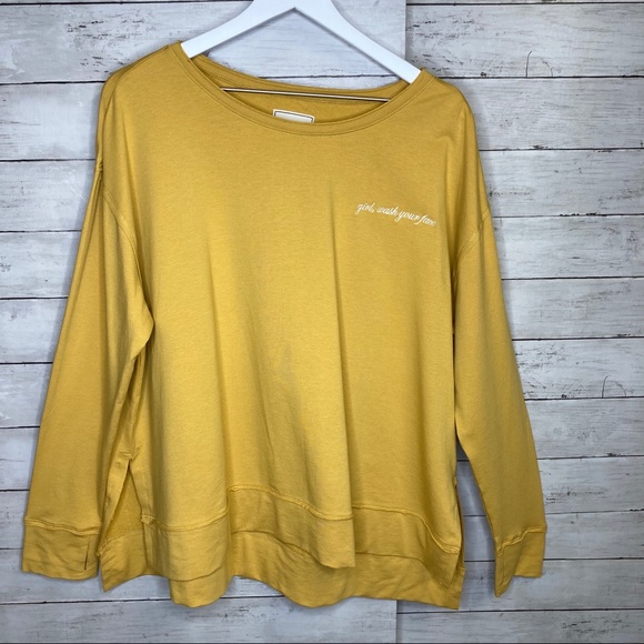 rachel hollis Sweaters - RACHEL HOLLIS Girl Wash Your Face Sweater